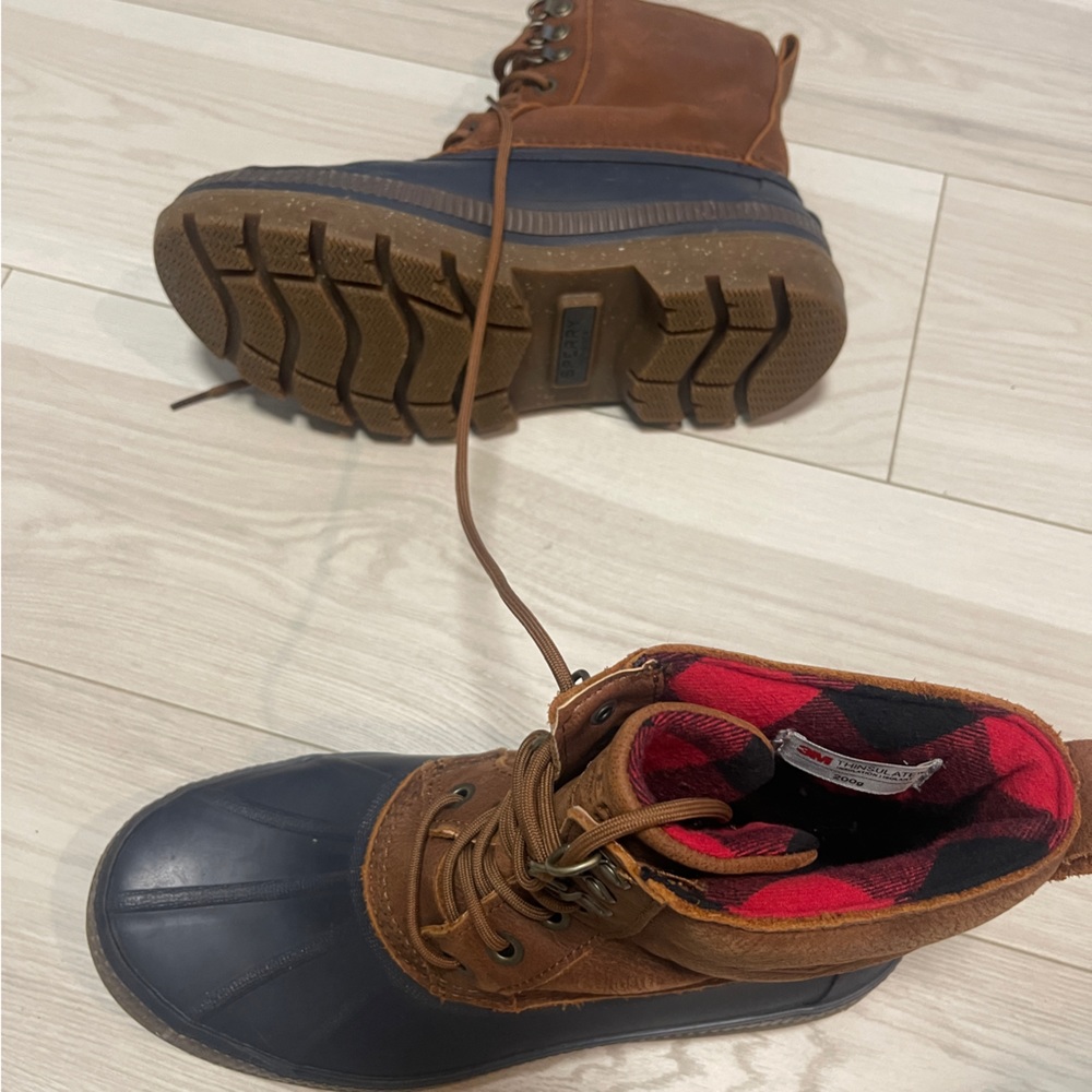 Sperry Men’s Like New lined boot size 9
